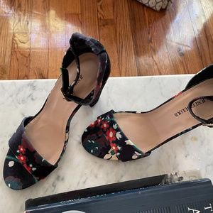 Black Floral Velvet Heeled Sandals
